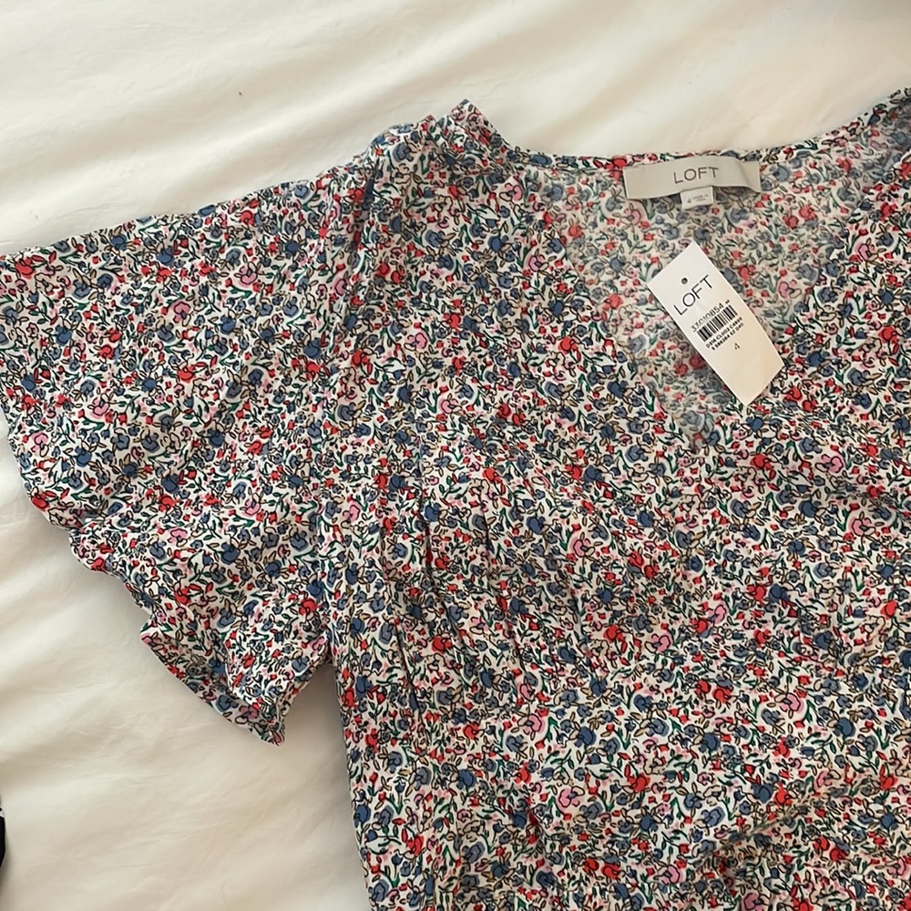 LOFT size 4 floral dress
